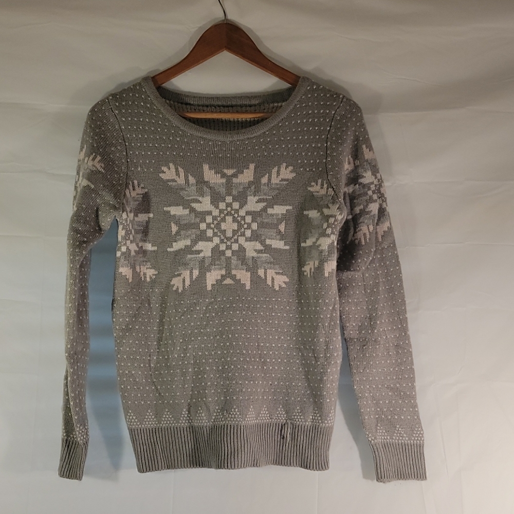 Woman sweater